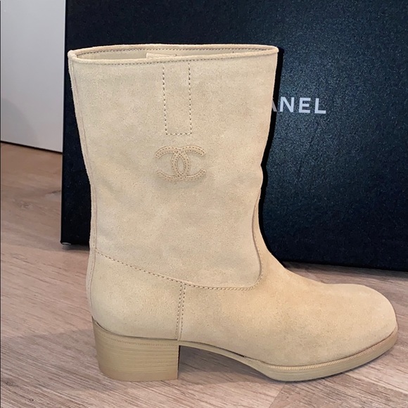 brand new Chanel suede calfskin short beige boots - Picture 4 of 11